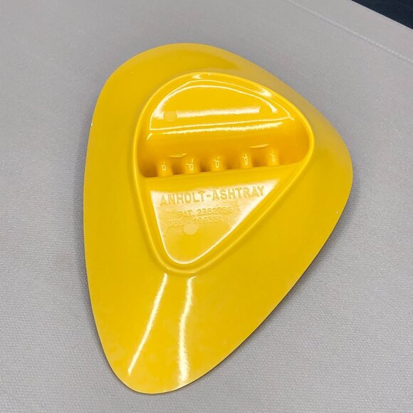 Vintage ANHOLT USA Ashtray: Yellow Atomic Boomerang Melamine Dish - MCM Decor - Picture 3 of 10